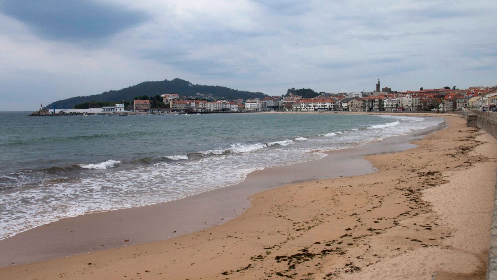 España conserva el primer puesto en el ranking mundial de playas con bandera azul con 590 distinciones