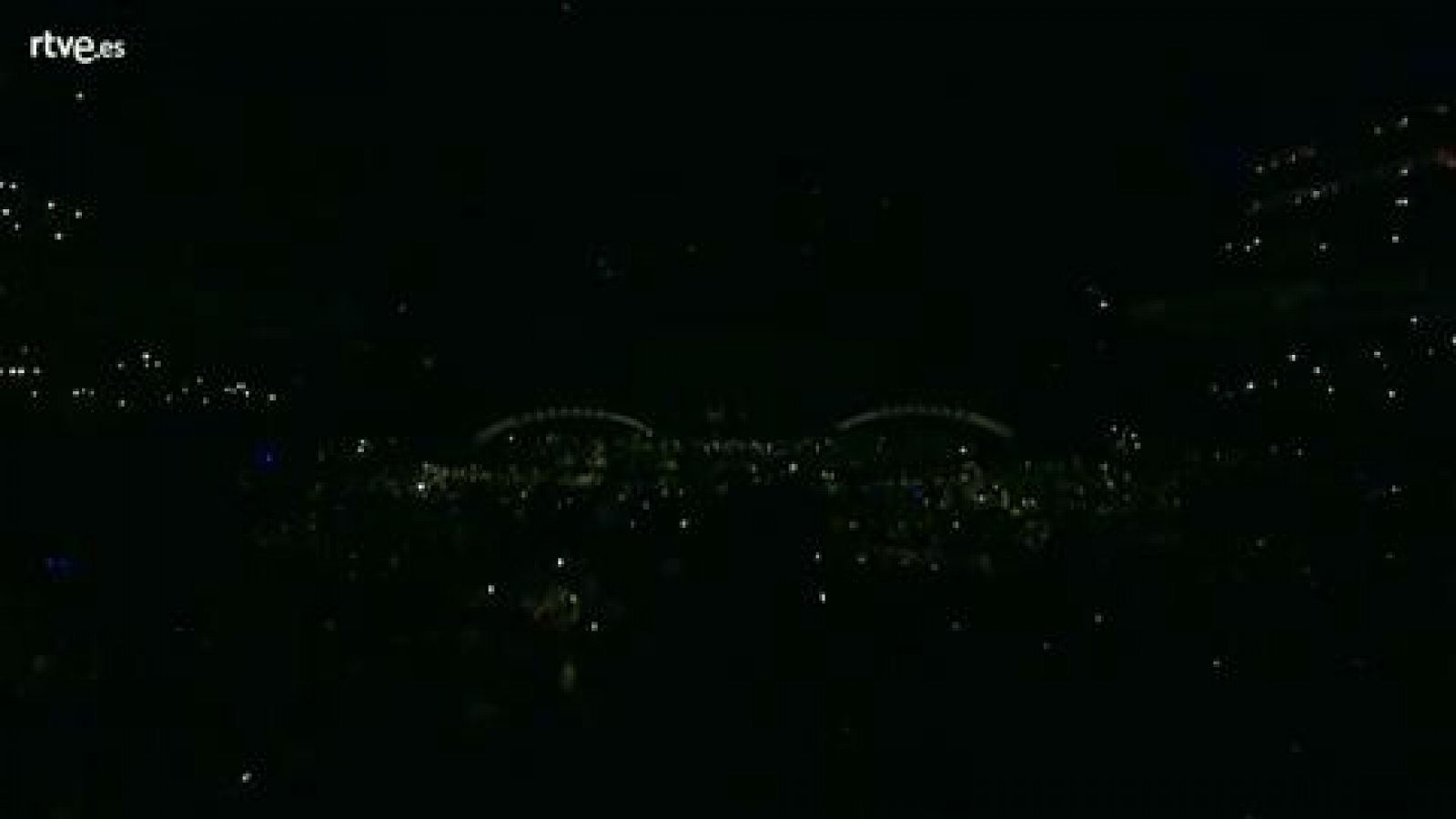 Eurovisión - Albania: Eugent Bushpepa canta "Mall" en la primera semifinal de Eurovisión 2018