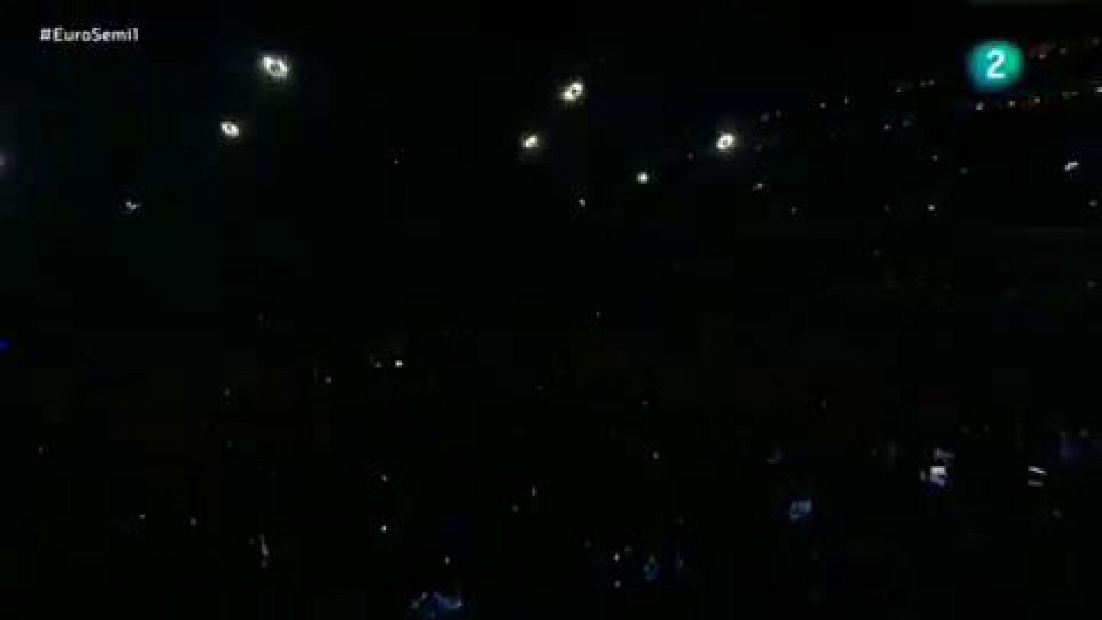 Eurovisión - Chipre: Eleni Foureira canta "Fuego" en la primera semifinal de Eurovisión 2018