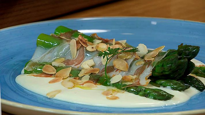 RTVE Cocina - Parmentier de gorgonzola con espárragos