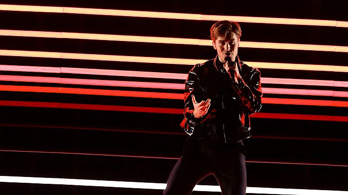 Eurovisión - Suecia: Benjamin Ingrosso canta "Dance you off"