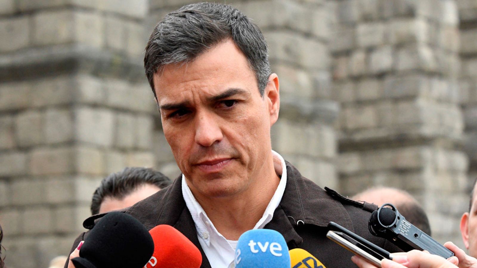 Pedro Sánchez pide a Torra que no ahonde en la "fractura social"