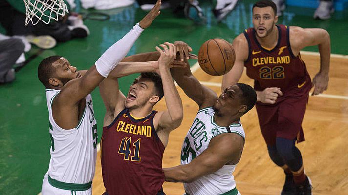Baloncesto en RTVE - Los Celtics destrozan a Cavaliers y toman ventaja en la final del Este