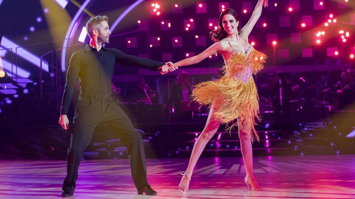 Bailando con las estrellas - Roberto y Rocío bailan "Échame la culpa"