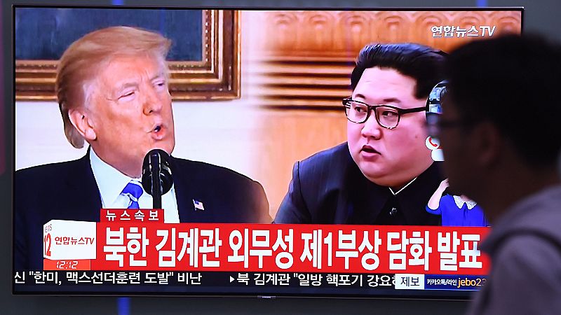 Corea del Norte suspende las conversaciones con Seúl y amenaza con cancelar la cumbre con Trump