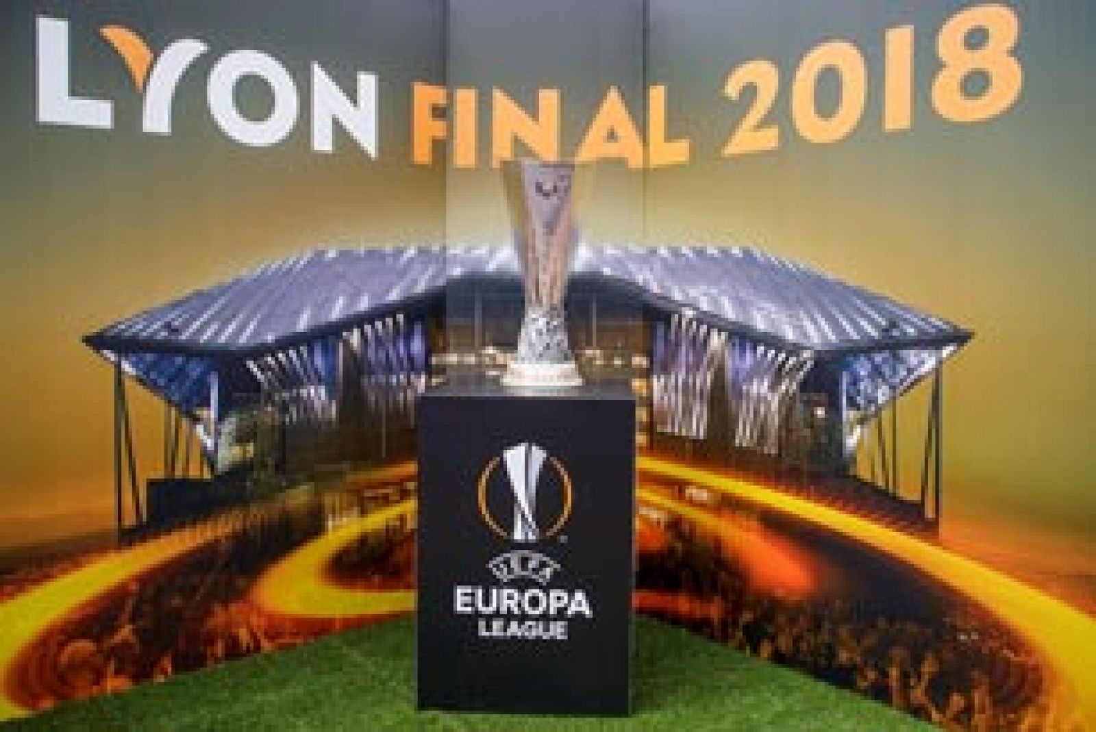 Telediario 1: El Atlético y su afición buscan la Europa League en Lyon | RTVE Play