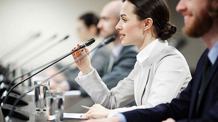 Telediario 1 - 'No sin mujeres': el manifiesto que exige la presencia femenina en los actos académicos