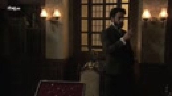 Acacias 38 - Carmen le cuenta a Diego los viajes de Úrsula al convento