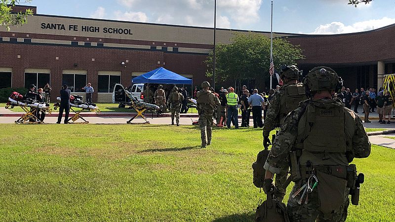 Un hombre mata a varias personas en un instituto de Texas