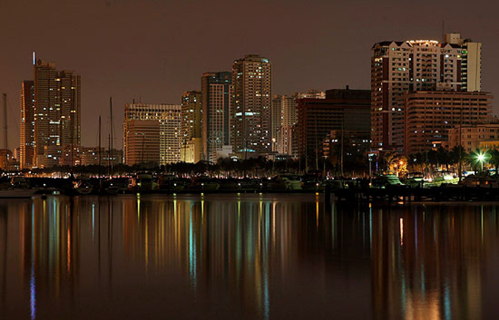 Apagón mundial en 'La Hora del Planeta' - Ciencia y tecnología en Rtve.es | Ver