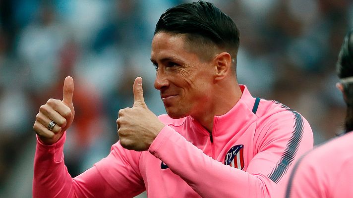 Telediario 1 - Fernando Torres, ídolo e inspiración para los niños de Fuenlabrada