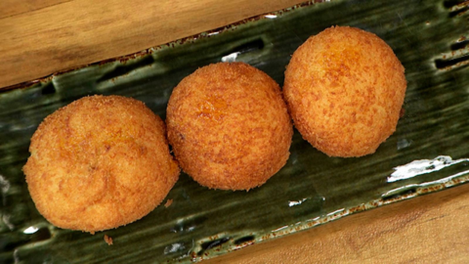 Torres en la cocina - Bomba de Torta del Casar