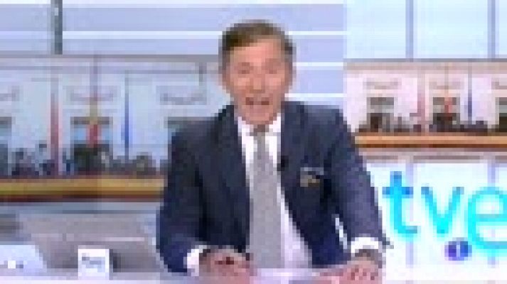 Telediario 1 - El Madrid de basket pasea la Décima por el Ayuntamiento y la Comunidad