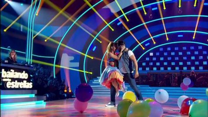 David Bustamante y Yana bailan "Feliz"