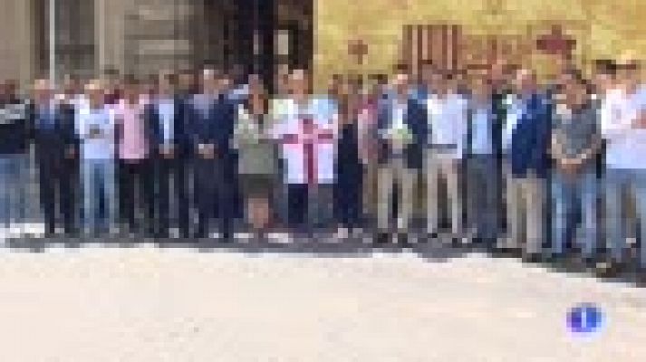 Telediario 1 - El Huesca sigue de fiesta con su ascenso a Primera