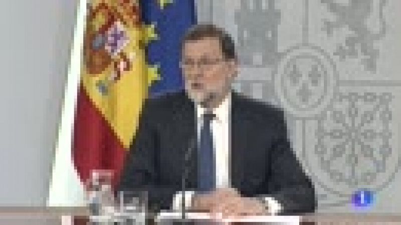 Rajoy acusa a Sánchez de querer gobernar "a cualquier precio"