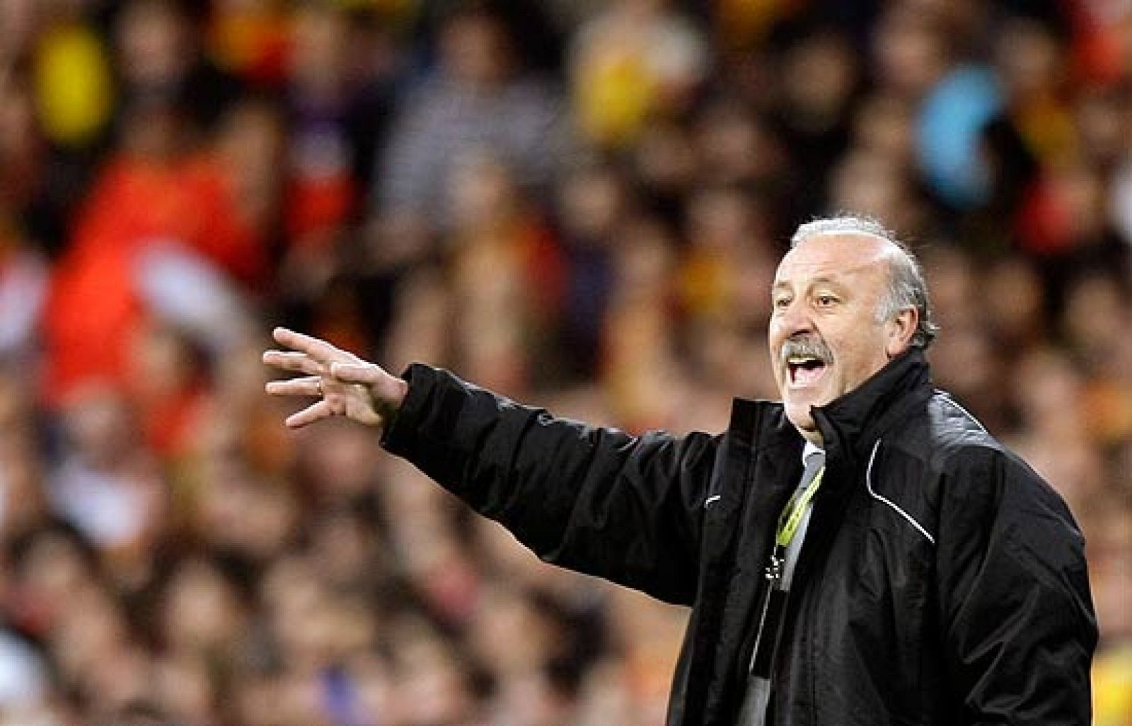 Noche de reencuentros en el Bernabéu | Ver