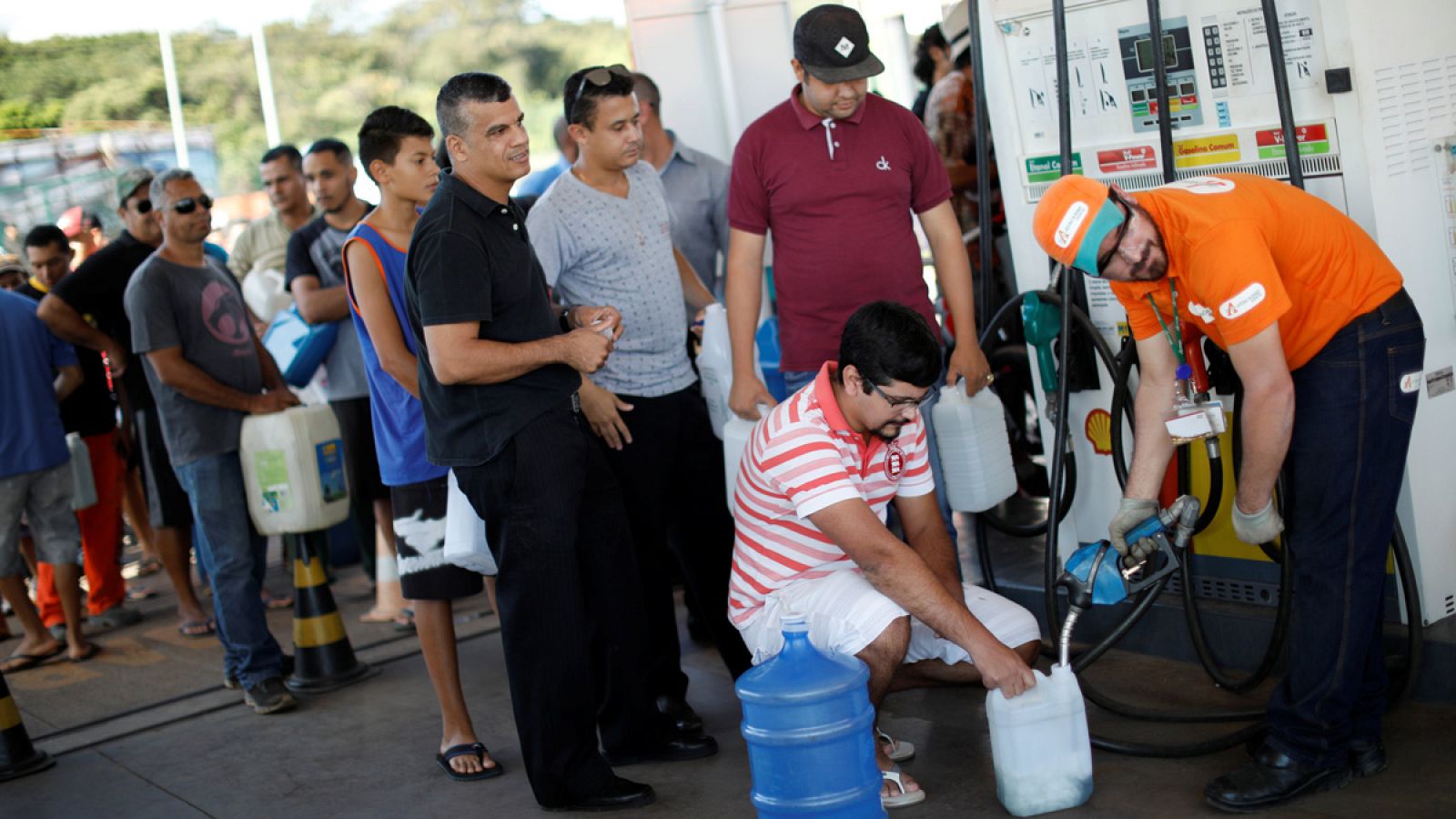 Brasil huelga: el paro de los camioneros amenaza con paralizar el país - Informativo 24h | Ver