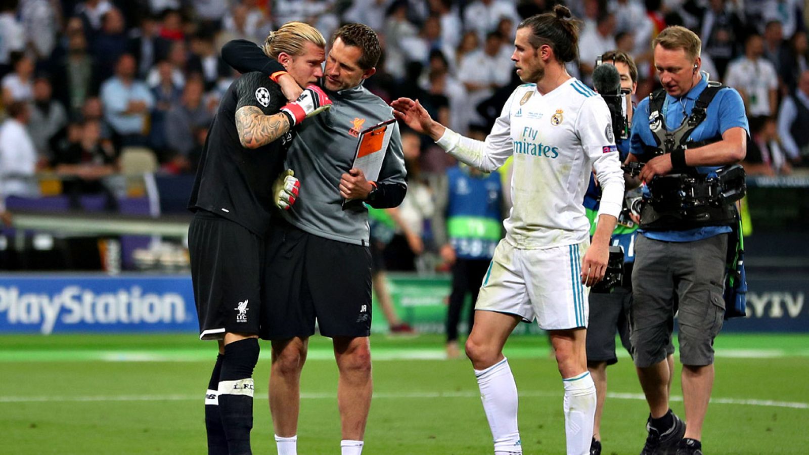 Los principales diarios europeos de la prensa deportiva han elogiado al Real Madrid después de añadir la decimotercera Liga de Campeones a su palmarés, merced a su victoria por 3-1 ante el Liverpool FC en la final disputada este sábado en el Estadio 