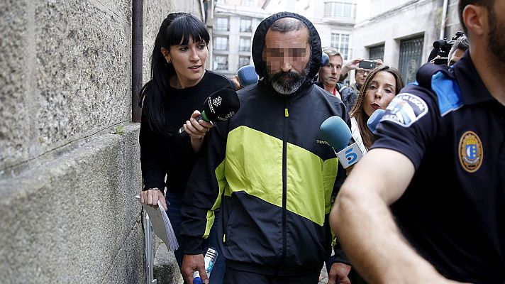 Telediario 1 - Nuevos registros de la Guardia Civil en Tui y más almacenes clandestinos