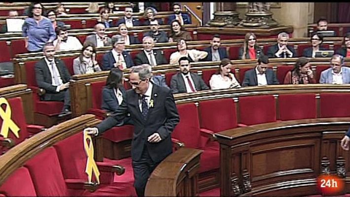 Parlamento - Lazos en el Parlament