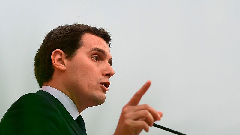 Ciudadanos propone al PSOE a Jáuregui, Solana o Redondo como candidatos 