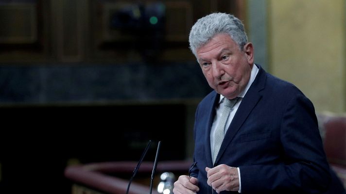 Especiales informativos - Moción de censura del PSOE a Rajoy (4) - Lengua de signos