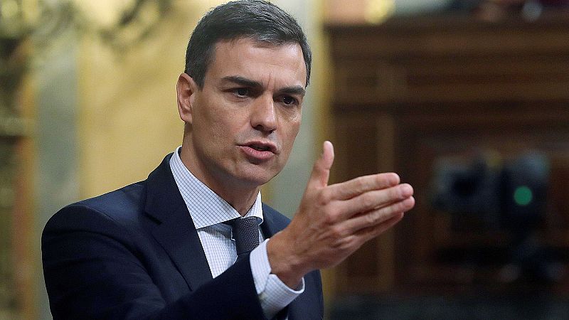 Sánchez muestra a Rajoy su "respeto como expresidente de España"