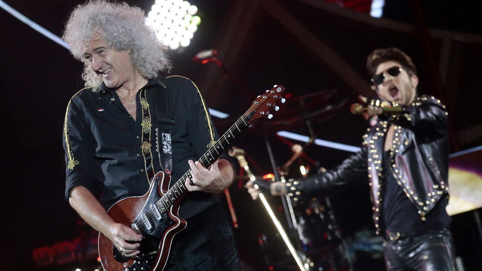 Telediario 1: Queen celebra los 40 años de su 'We are the Champions' con dos conciertos en España | RTVE Play