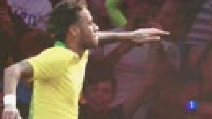 Telediario 1 - Neymar deslumbra en su regreso con Brasil