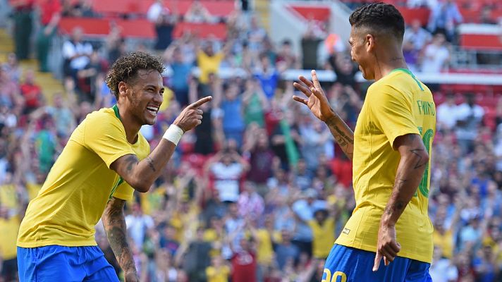 Telediario 1 - Neymar deslumbra en su regreso con Brasil