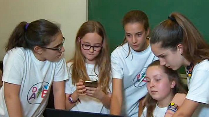 Unas niñas 11 años crean una app para donar comida
