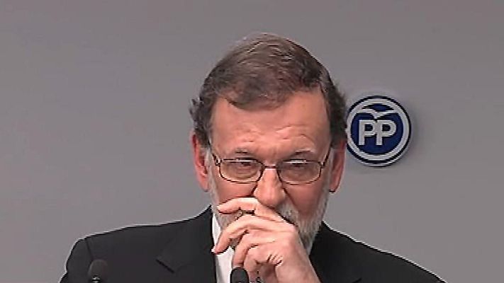 Informativo 24h - Rajoy se emociona hasta las lágrimas al anunciar que deja la presidencia del PP