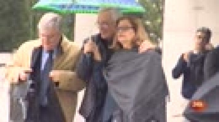 Informativo 24h - La denunciante del caso del master de Cifuentes ratifica que su firma fue falsificada