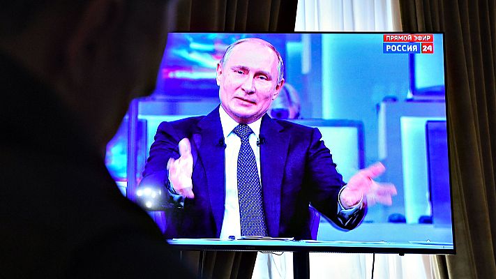 Telediario 1 - Putin responde a los ciudadanos en su cita anual en la televisión