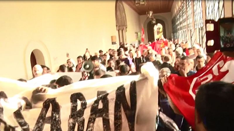 Independentistas boicotean en la Universidad de Barcelona un acto en homenaje a Cervantes