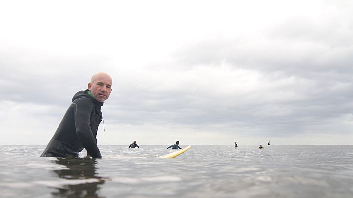 La noche temática - Olas blancas