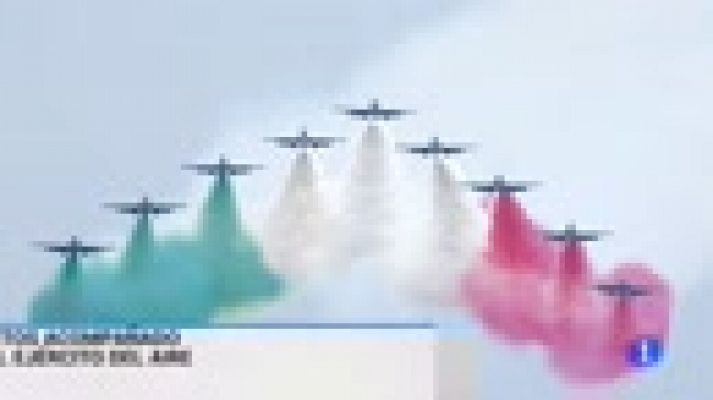 Telediario 1 - El Rey preside el festival aéreo por los 75 años de la Academia General del Aire