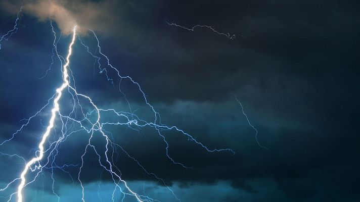 El tiempo - Chubascos en gran parte del país