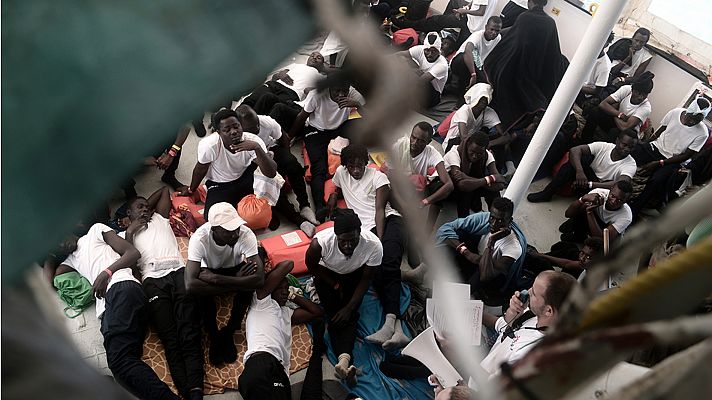 Los migrantes del Aquarius viajarán a Valencia en 3 barcos