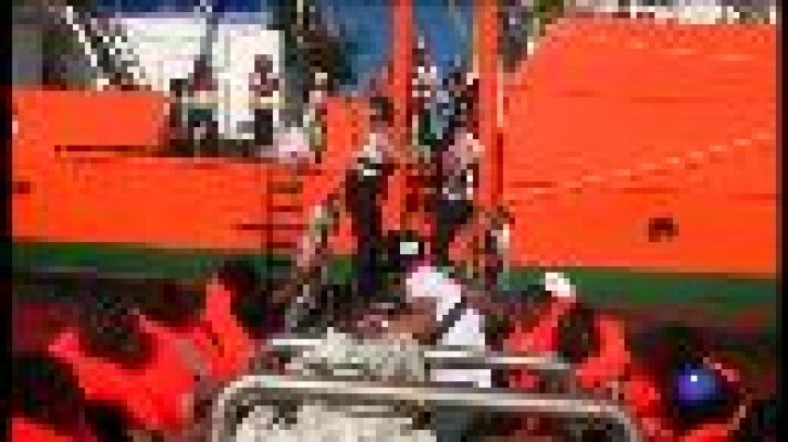 Informatiu Balear - Les Balears acolliran fins a 30 immigrants de l'Aquarius