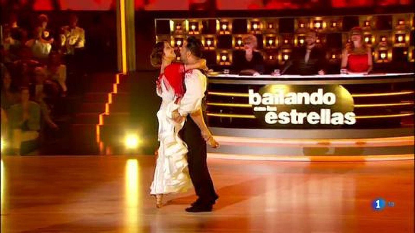David Bustamante y Yana bailan "Tres veces guapa" - Bailando con las estrellas