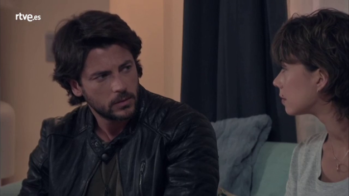 Servir y proteger - Alicia sospecha de Iker