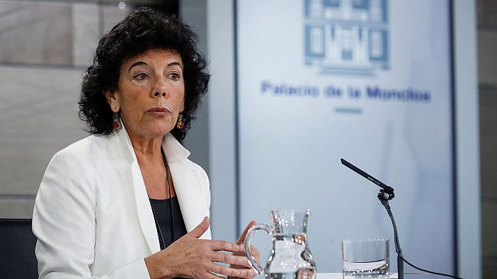 Informativo 24h - El Gobierno expresa su "plena confianza" en Luis Planas