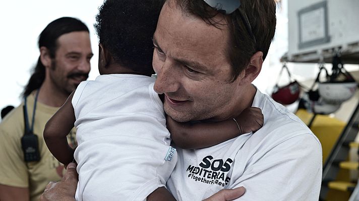 Telediario 1 - Los menores en el Aquarius, los más vulnerables