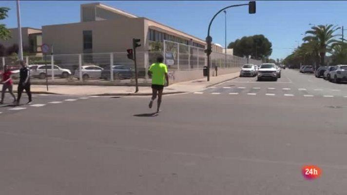 Repor - Emilio Sáez explica cómo llegó al descalcismo