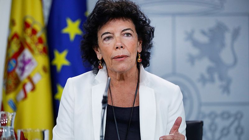 El Gobierno restituye el derecho a la sanidad universal