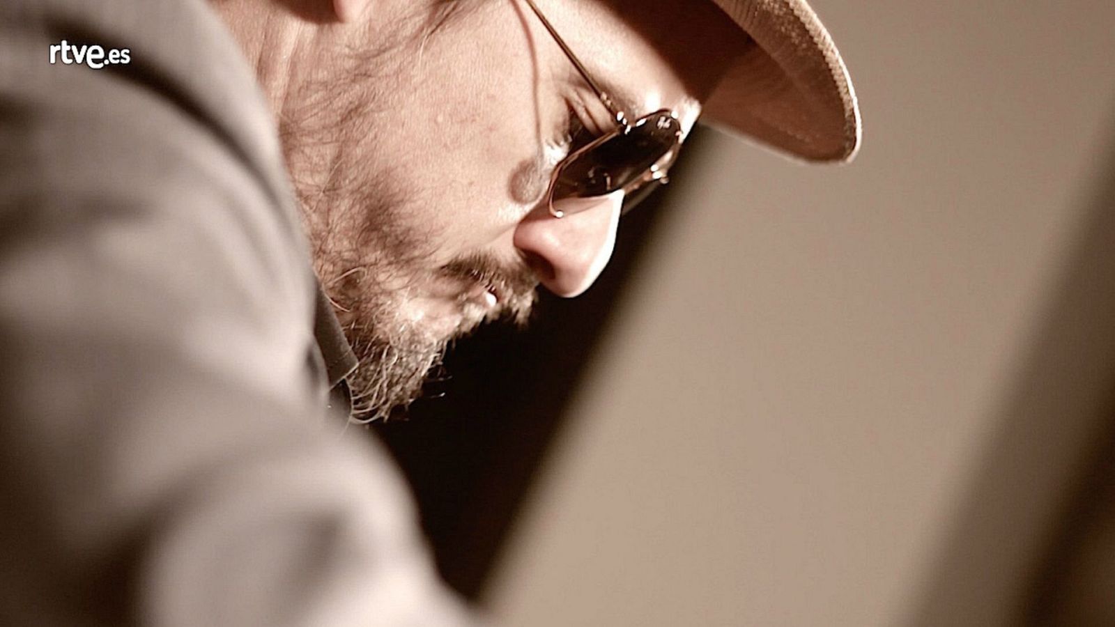 Backline - Coque Malla; los segundos antes del show - 19/06/18 - ver ahora