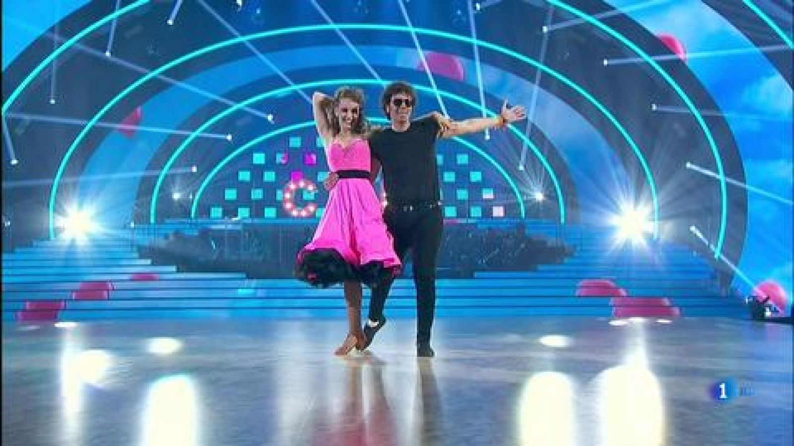 Bailando con las estrellas - Pablo Ibáñez y Sara bailan "You're the one that I want"
