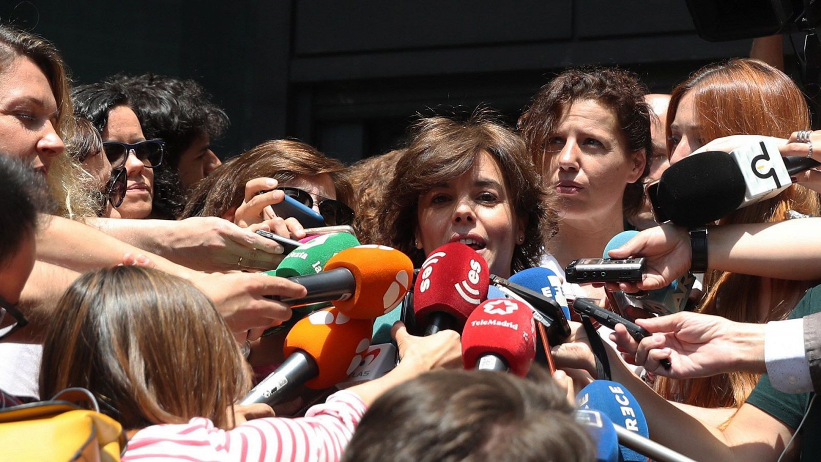 Informativo 24h: Soraya Sáenz de Santamaría afronta "con ganas y determinación" su candidatura | RTVE Play